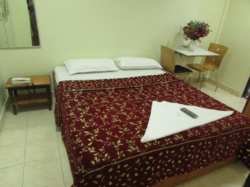 Oyo 1458 Hotel Prince Palace Mumbai Ngoại thất bức ảnh